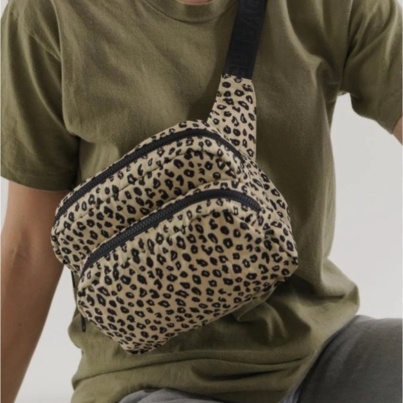 BAGGU Honey Leopard Fanny Pack Crossbody - NWT - Picture 2 of 2